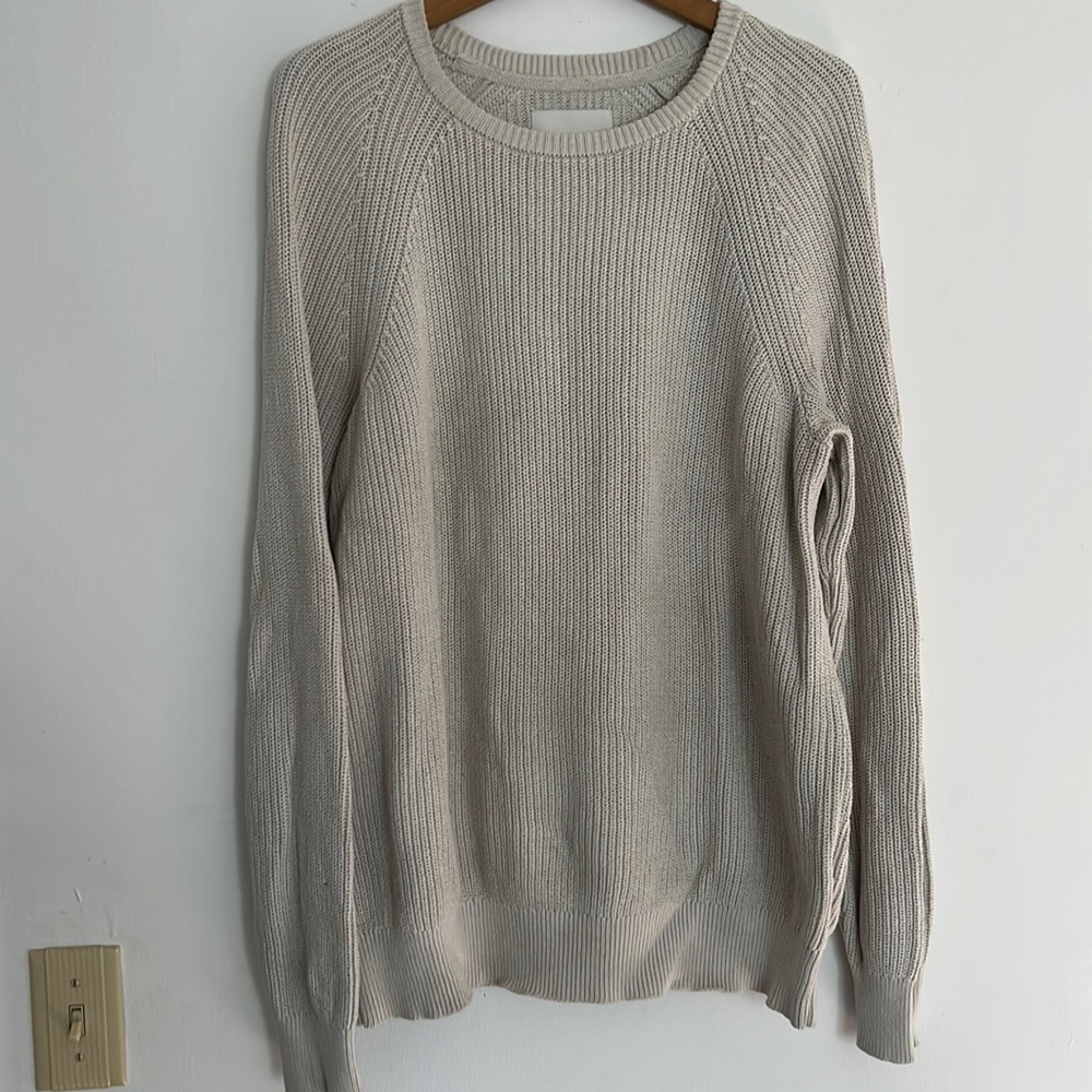 Men’s pull over sweater